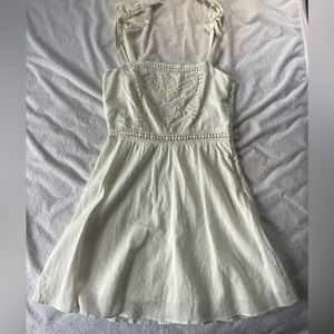 White dress- perfect for graduation/event!